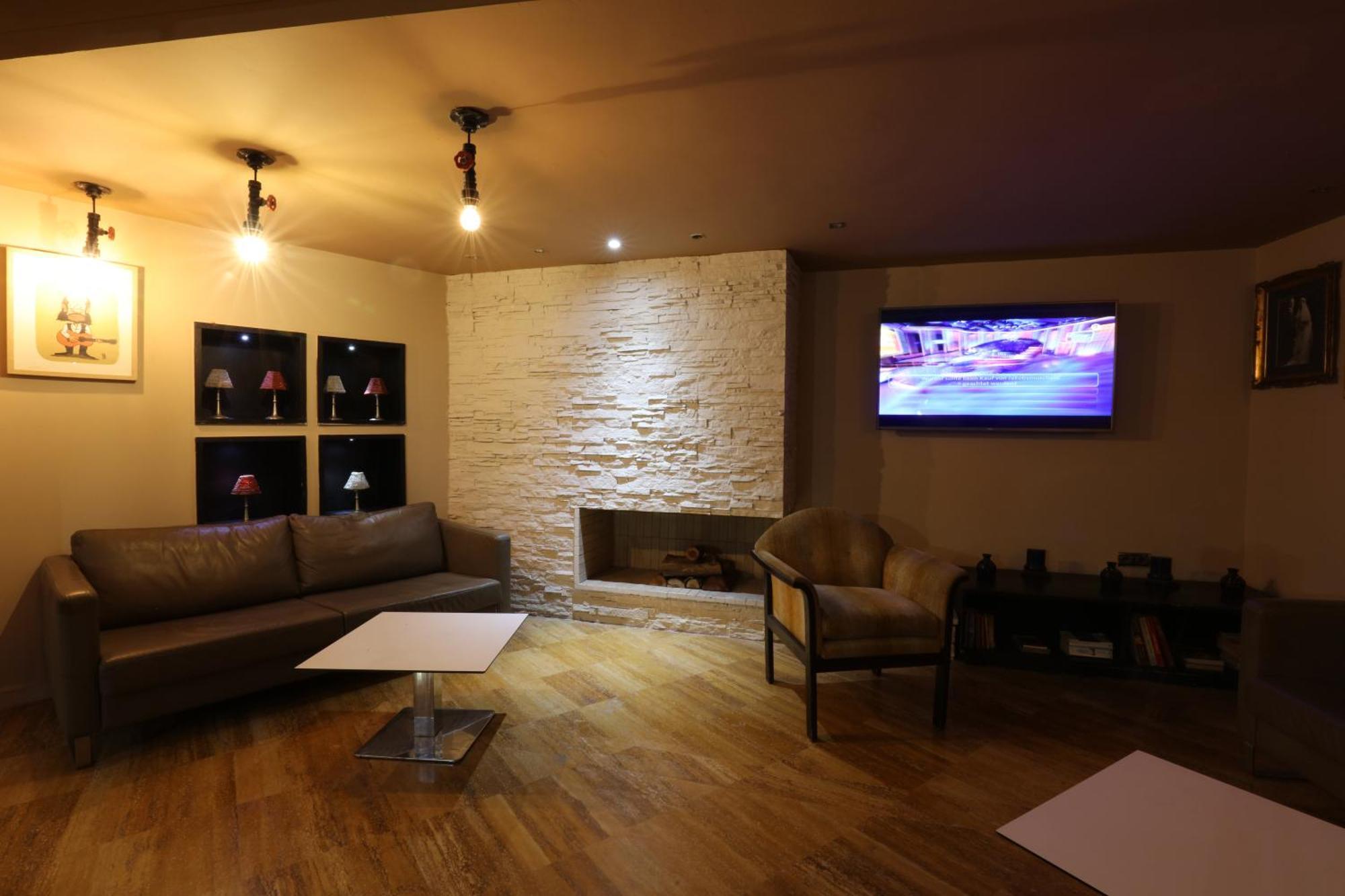 Hotel Les Saisons Казабланка Екстериор снимка