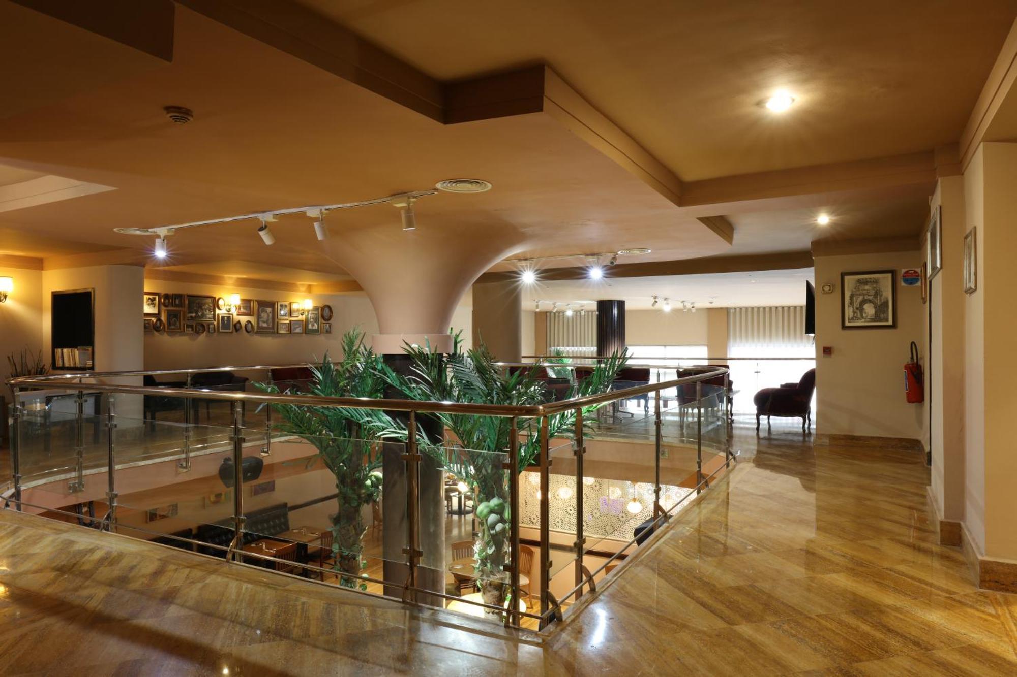 Hotel Les Saisons Казабланка Екстериор снимка