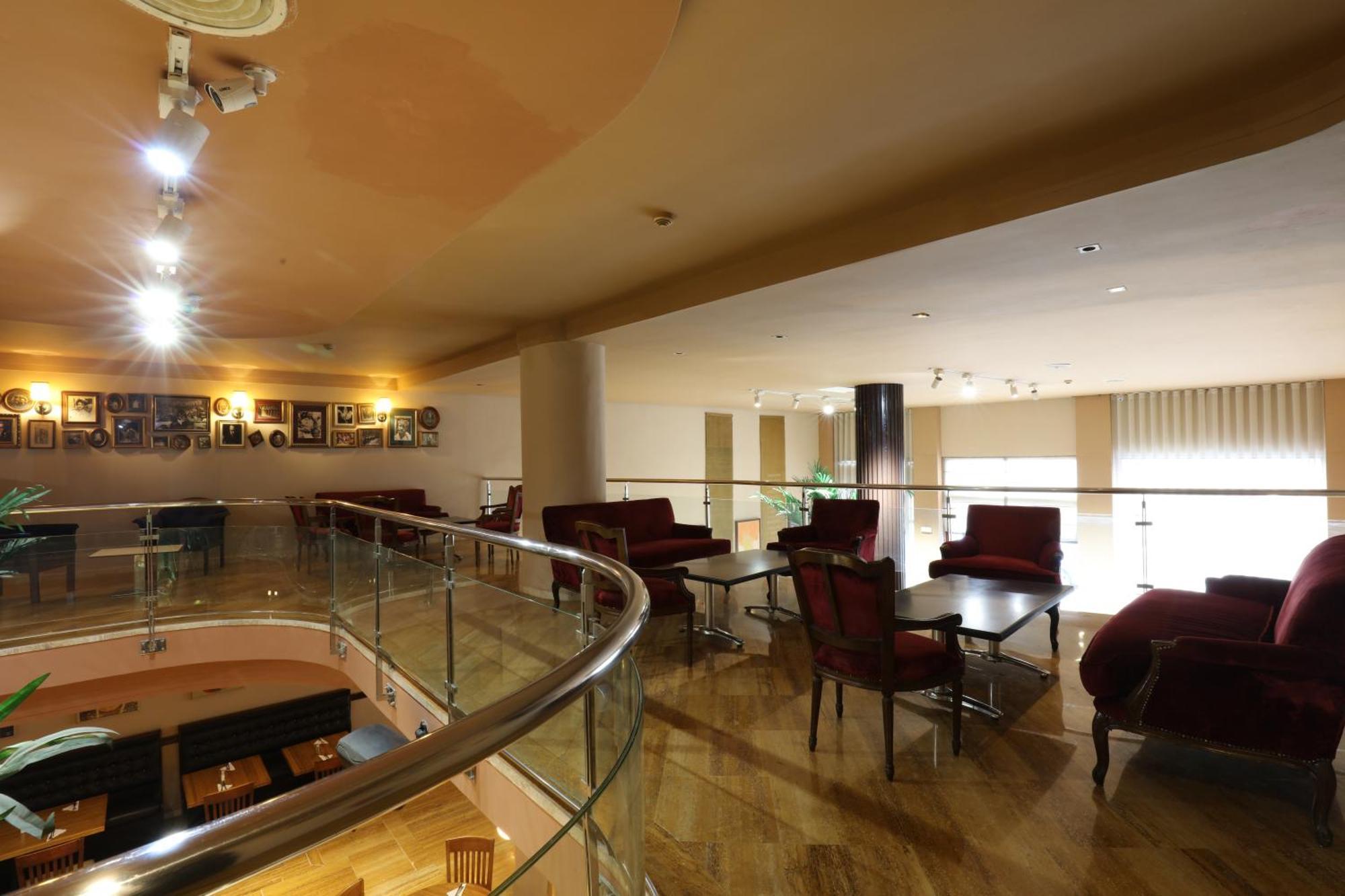 Hotel Les Saisons Казабланка Екстериор снимка