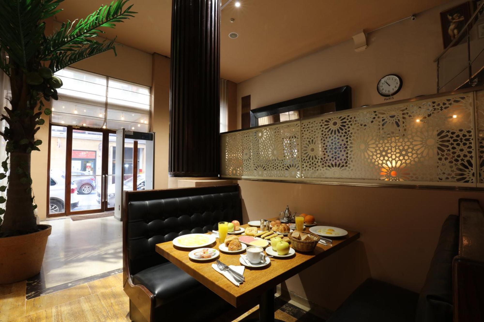 Hotel Les Saisons Казабланка Екстериор снимка