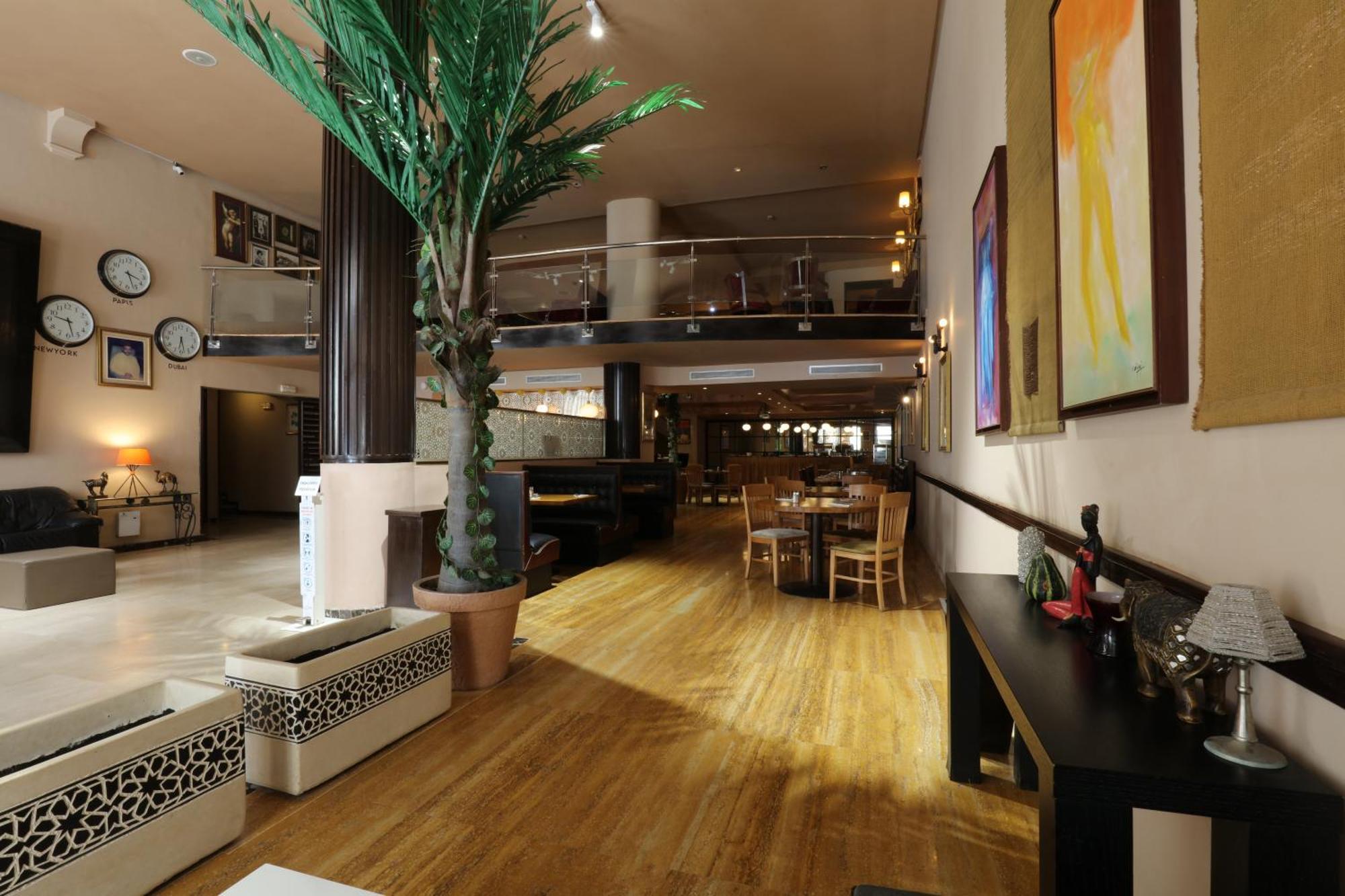 Hotel Les Saisons Казабланка Екстериор снимка